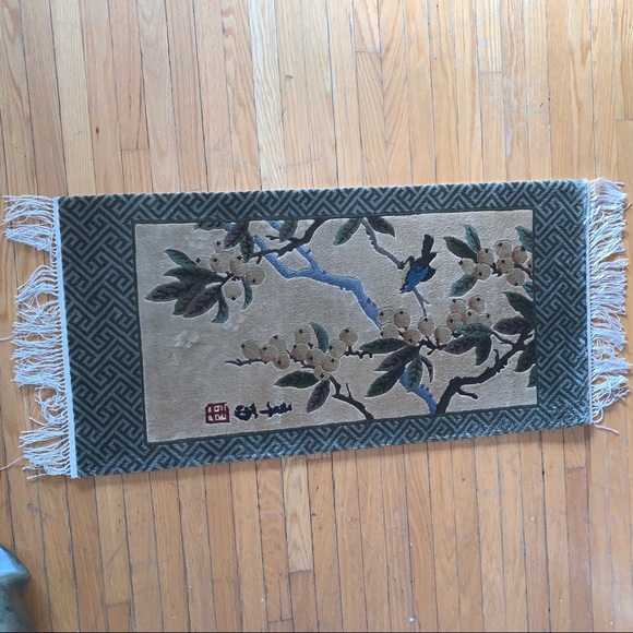 Beautiful Asian design carpet tapestry - Picture 3 of 5